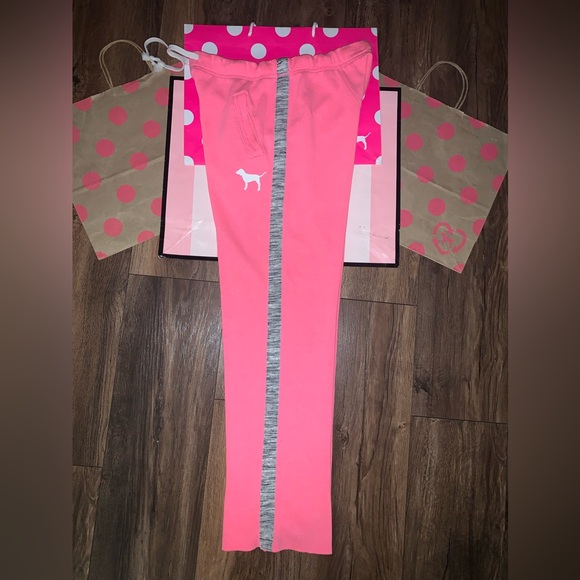 VS PINK SIZE SMALL OG BOYFRIEND STYLE SWEATPANTS. Hot Barbie Pink w/Marl Grey. - Picture 9 of 10